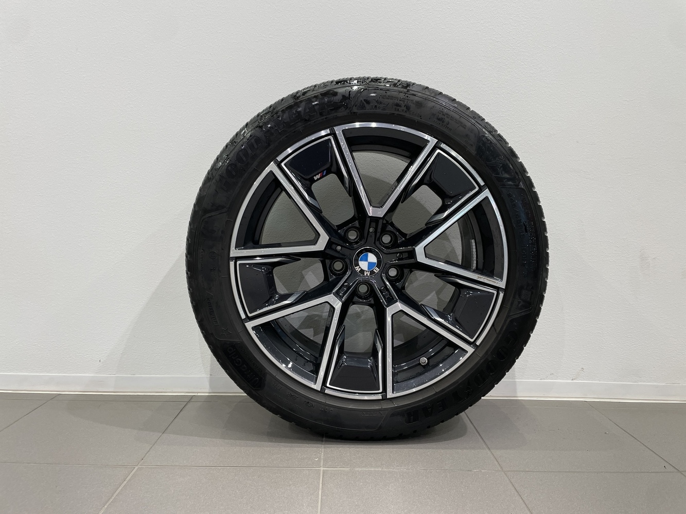 BMW i4 vaihtoauto