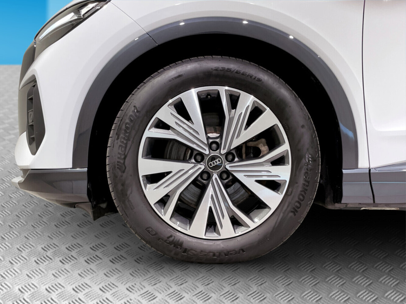 Audi Q4 e-tron vaihtoauto