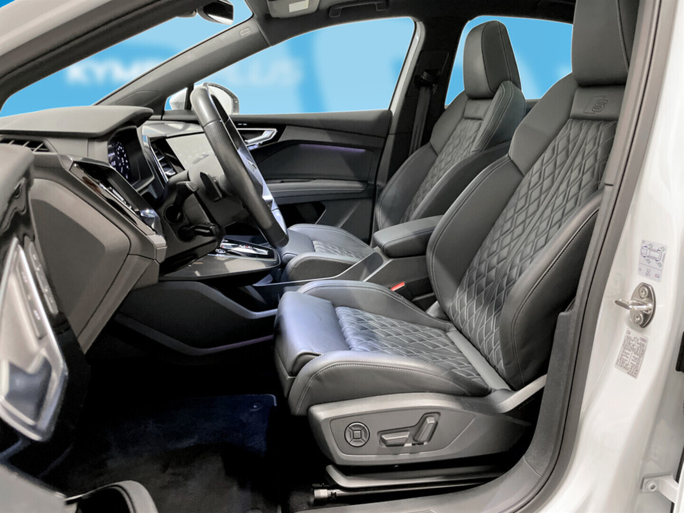 Audi Q4 e-tron vaihtoauto