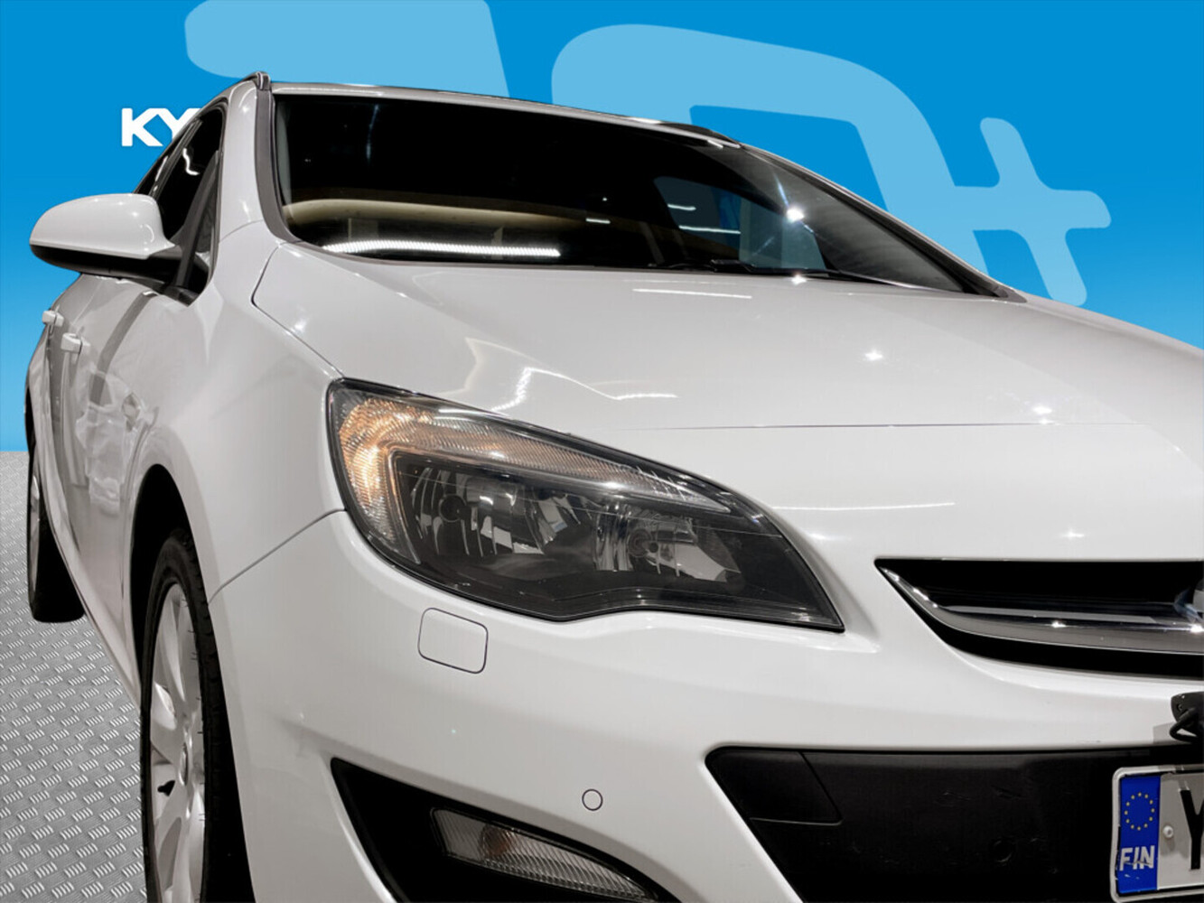 Opel Astra vaihtoauto