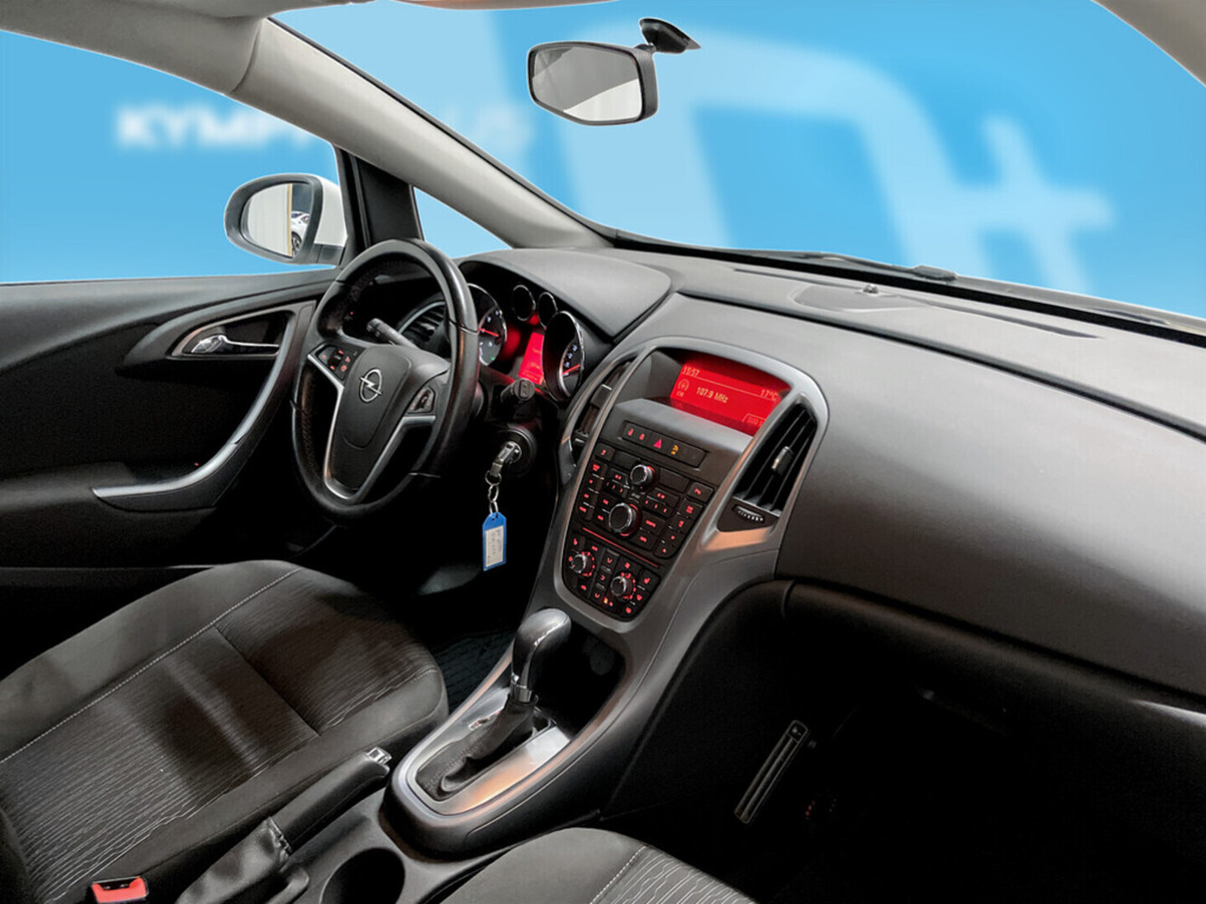 Opel Astra vaihtoauto