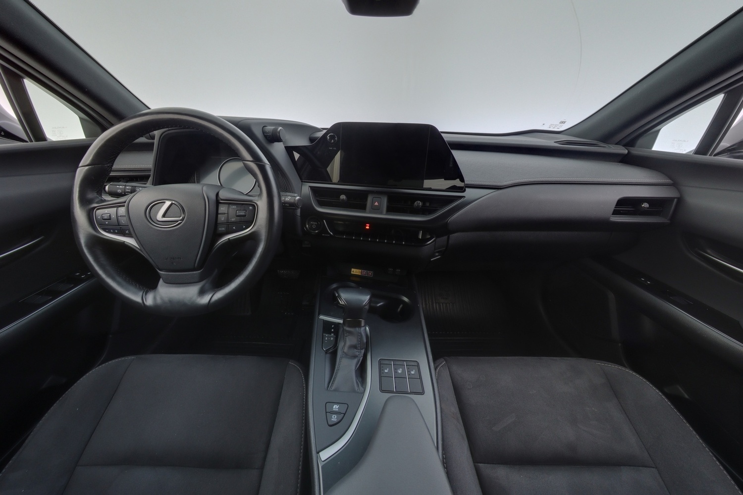 Lexus UX vaihtoauto