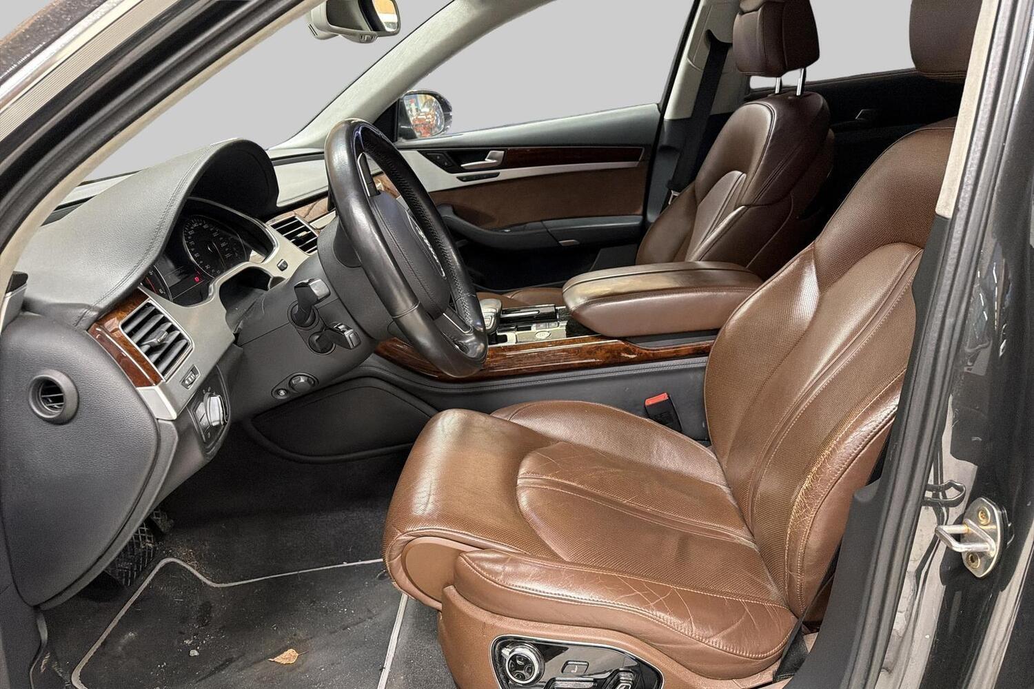 Audi A8 vaihtoauto