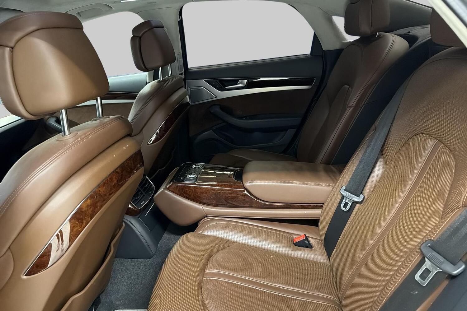 Audi A8 vaihtoauto