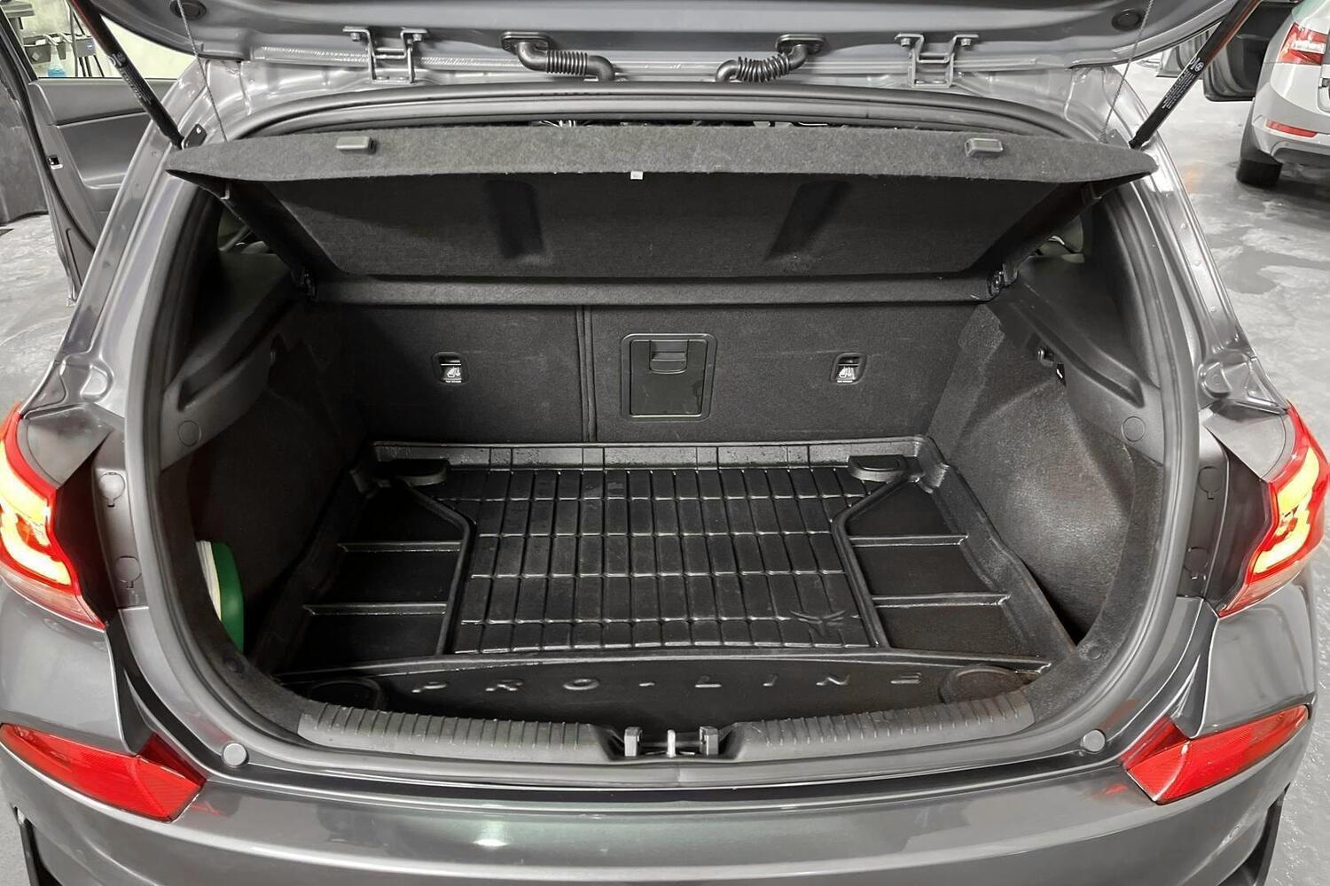 Hyundai i30 Hatchback vaihtoauto