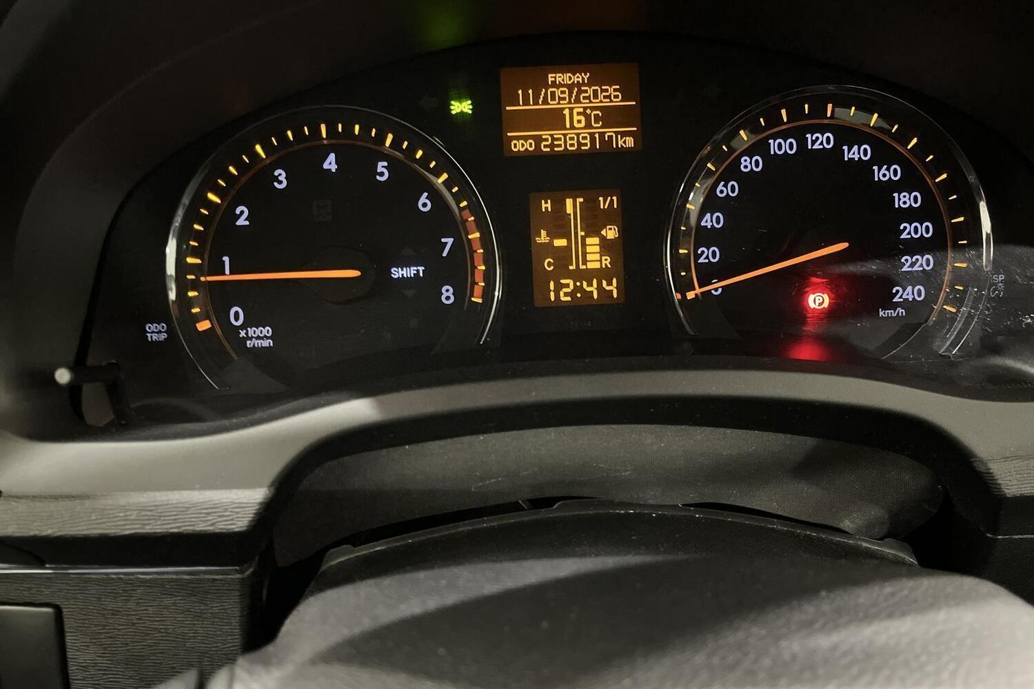 Toyota Avensis vaihtoauto