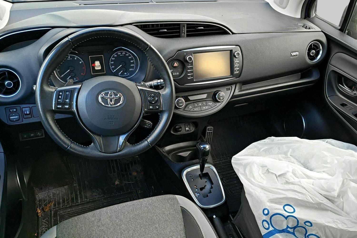 Toyota Yaris vaihtoauto