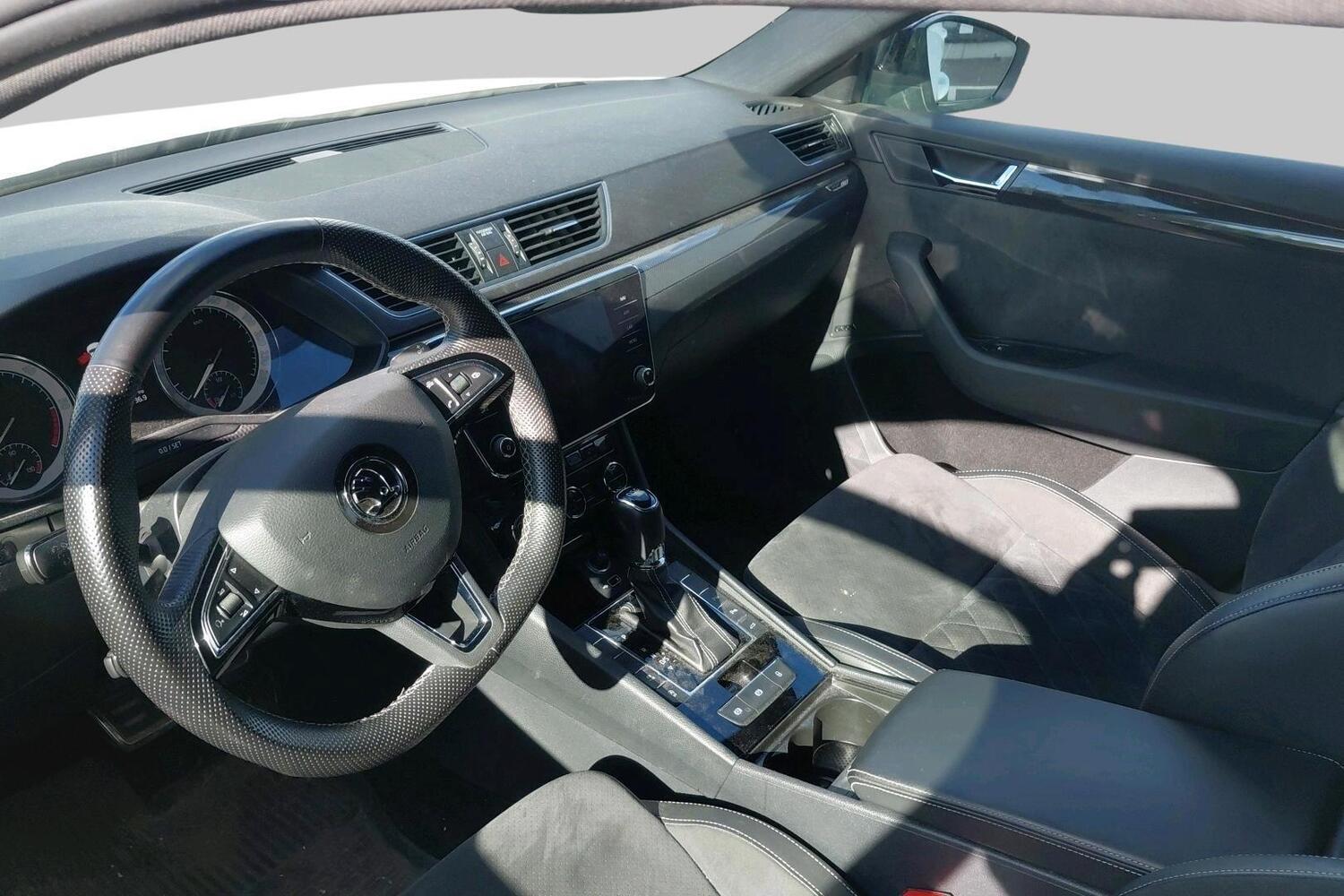Skoda Superb vaihtoauto