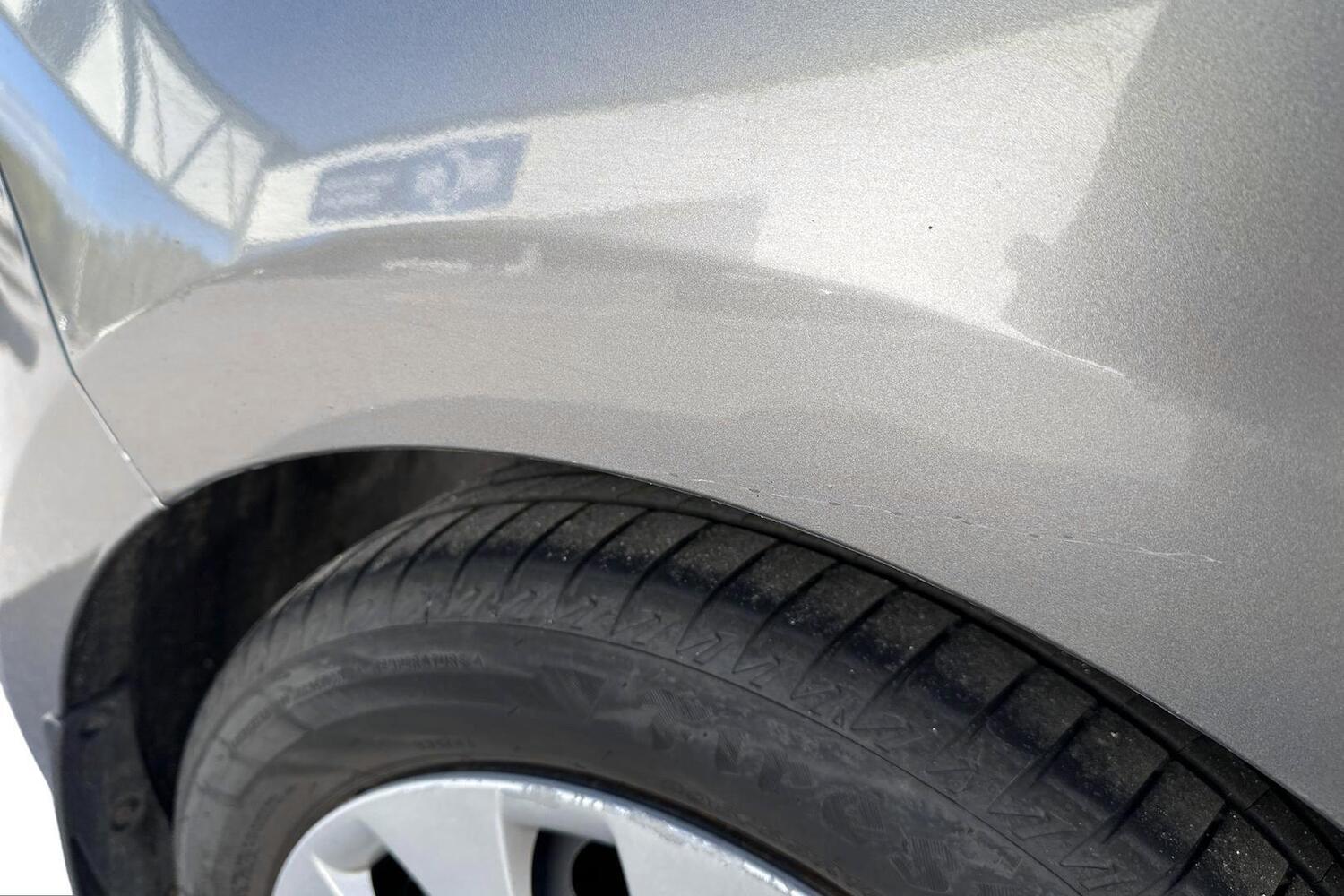 Kia Carens vaihtoauto