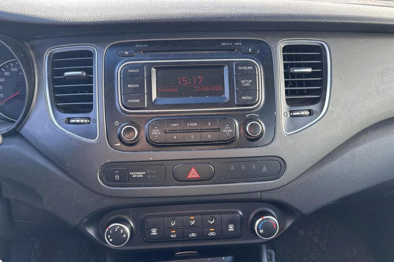 Kia Carens vaihtoauto