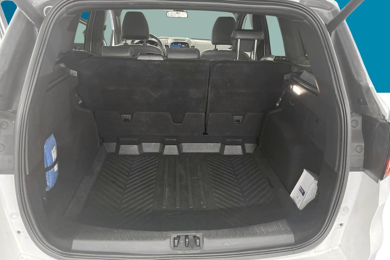 Ford Kuga vaihtoauto