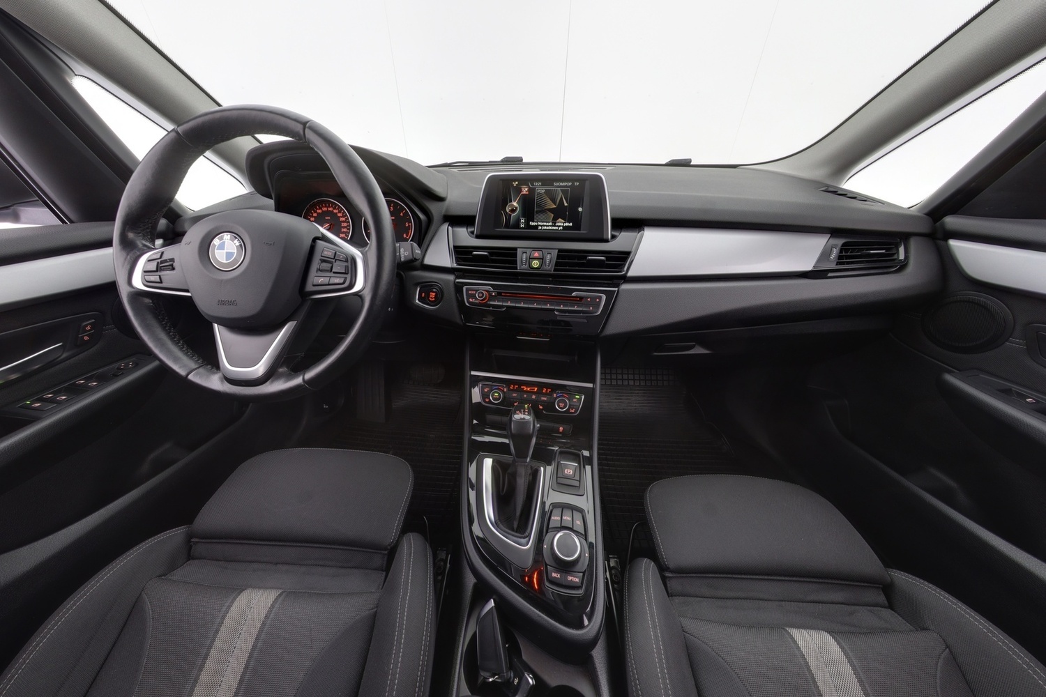 BMW 218 vaihtoauto