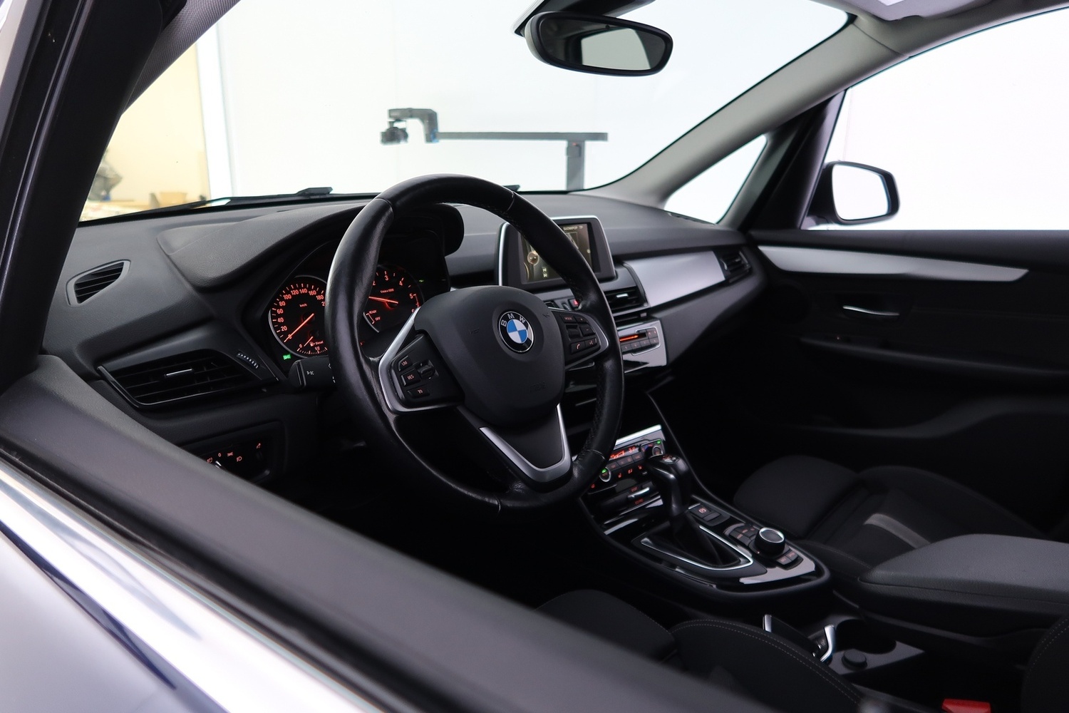 BMW 218 vaihtoauto