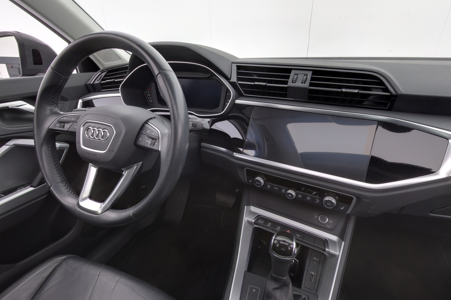 Audi Q3 vaihtoauto