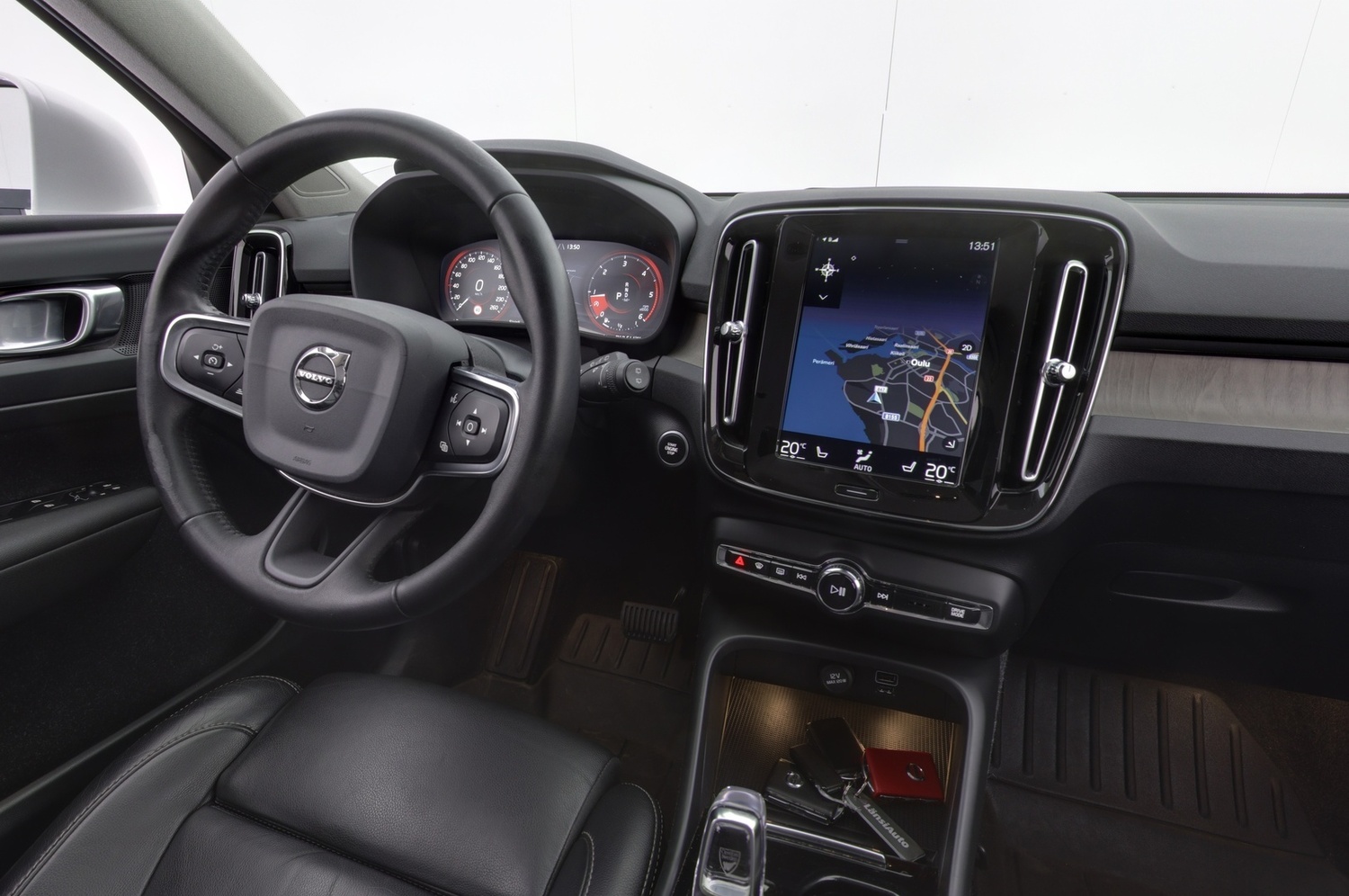 Volvo XC40 vaihtoauto