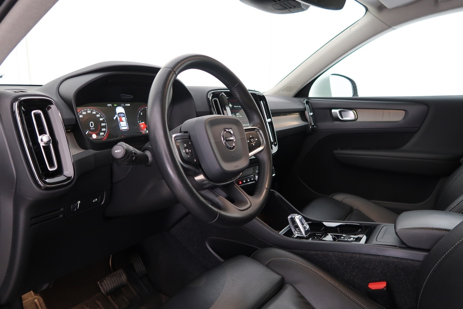 Volvo XC40 vaihtoauto