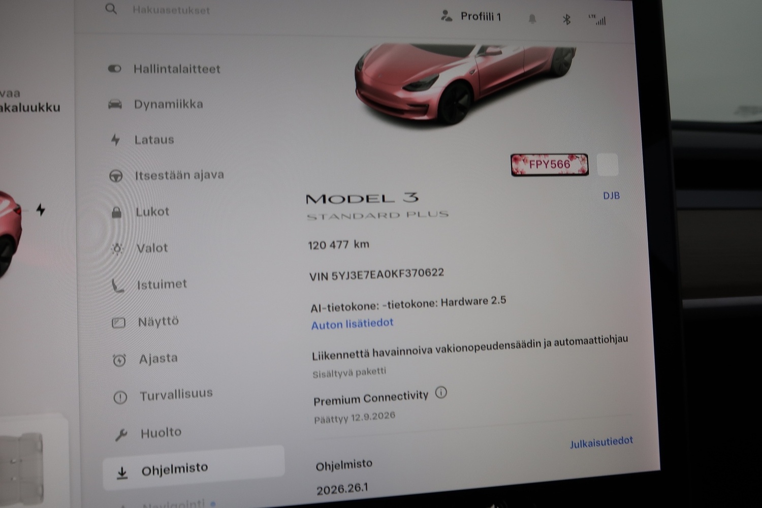Tesla Model 3 vaihtoauto