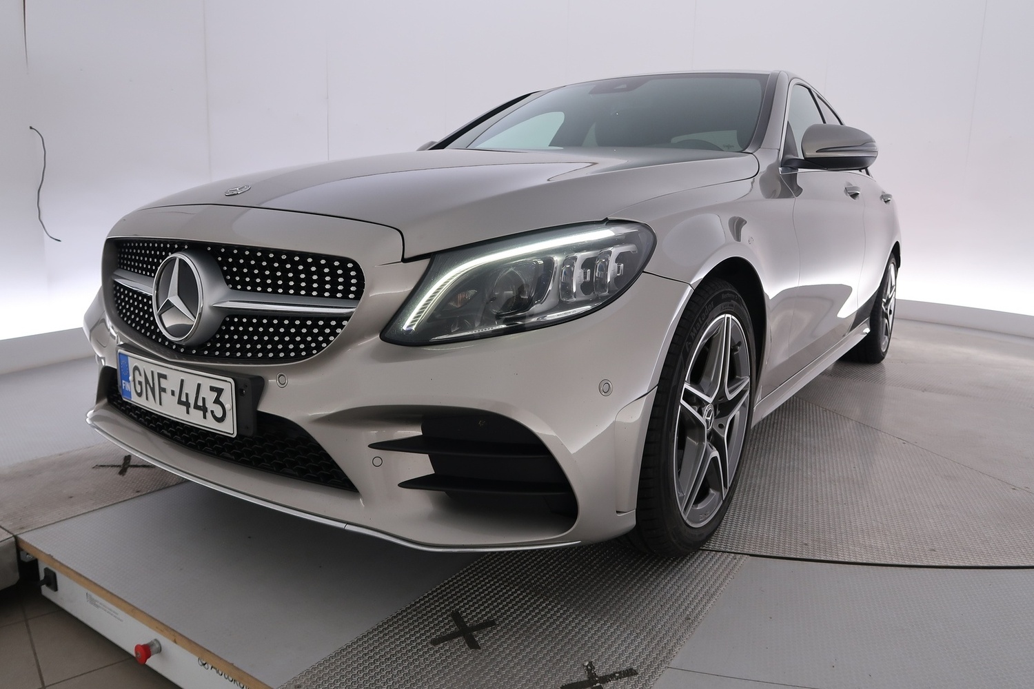 Mercedes-Benz C vaihtoauto