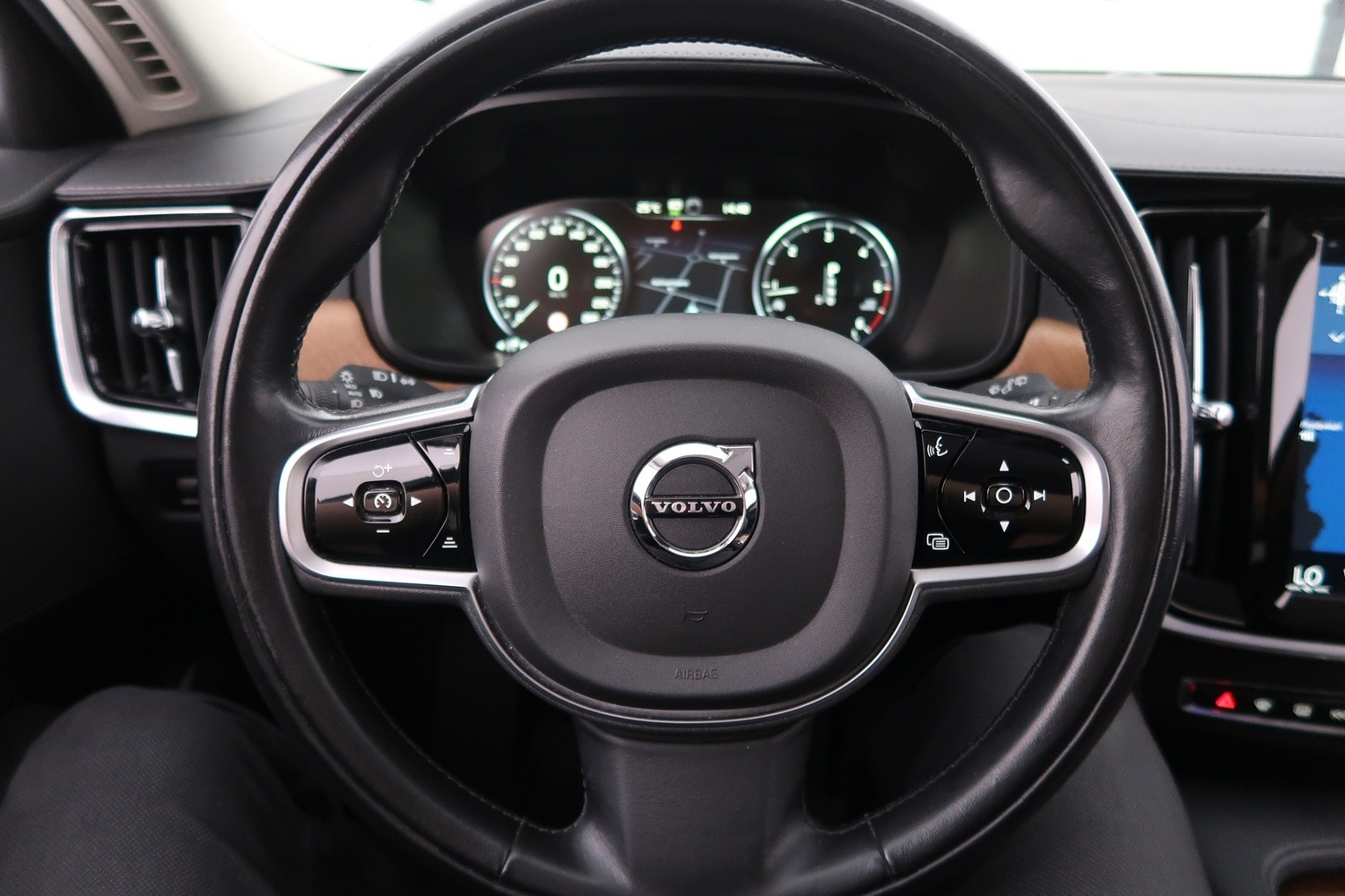 Volvo V90 vaihtoauto