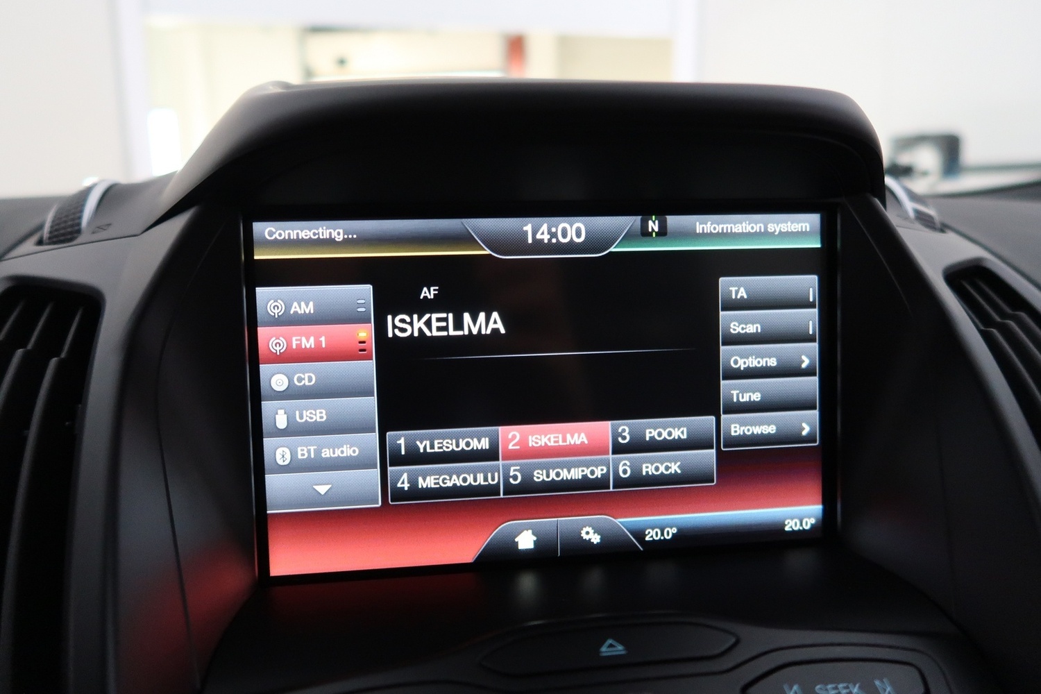 Ford Kuga vaihtoauto
