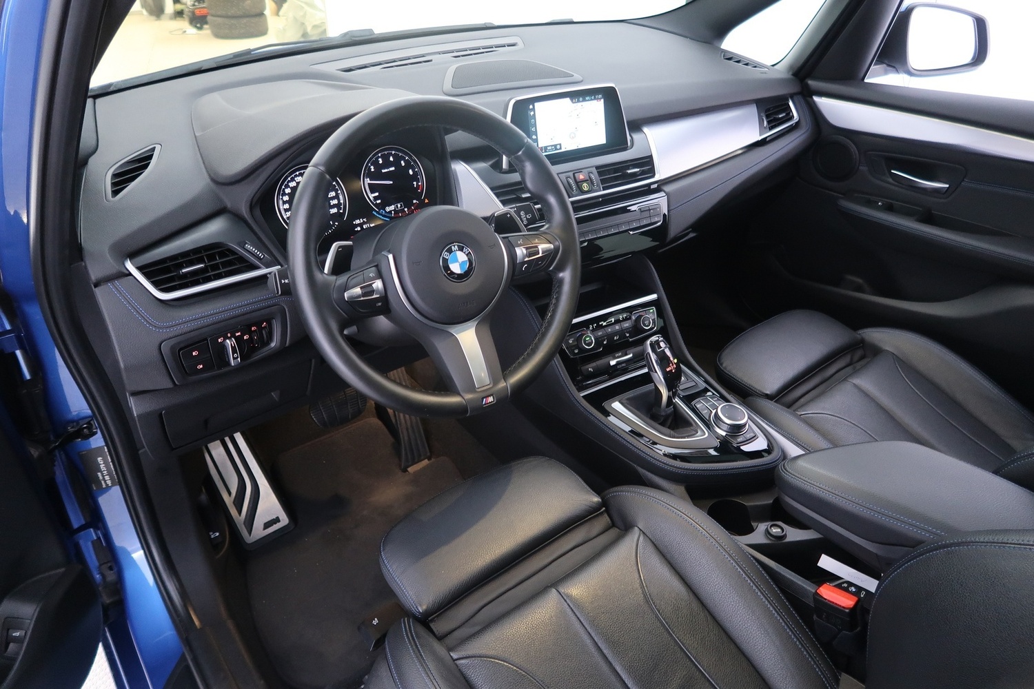 BMW 220 vaihtoauto