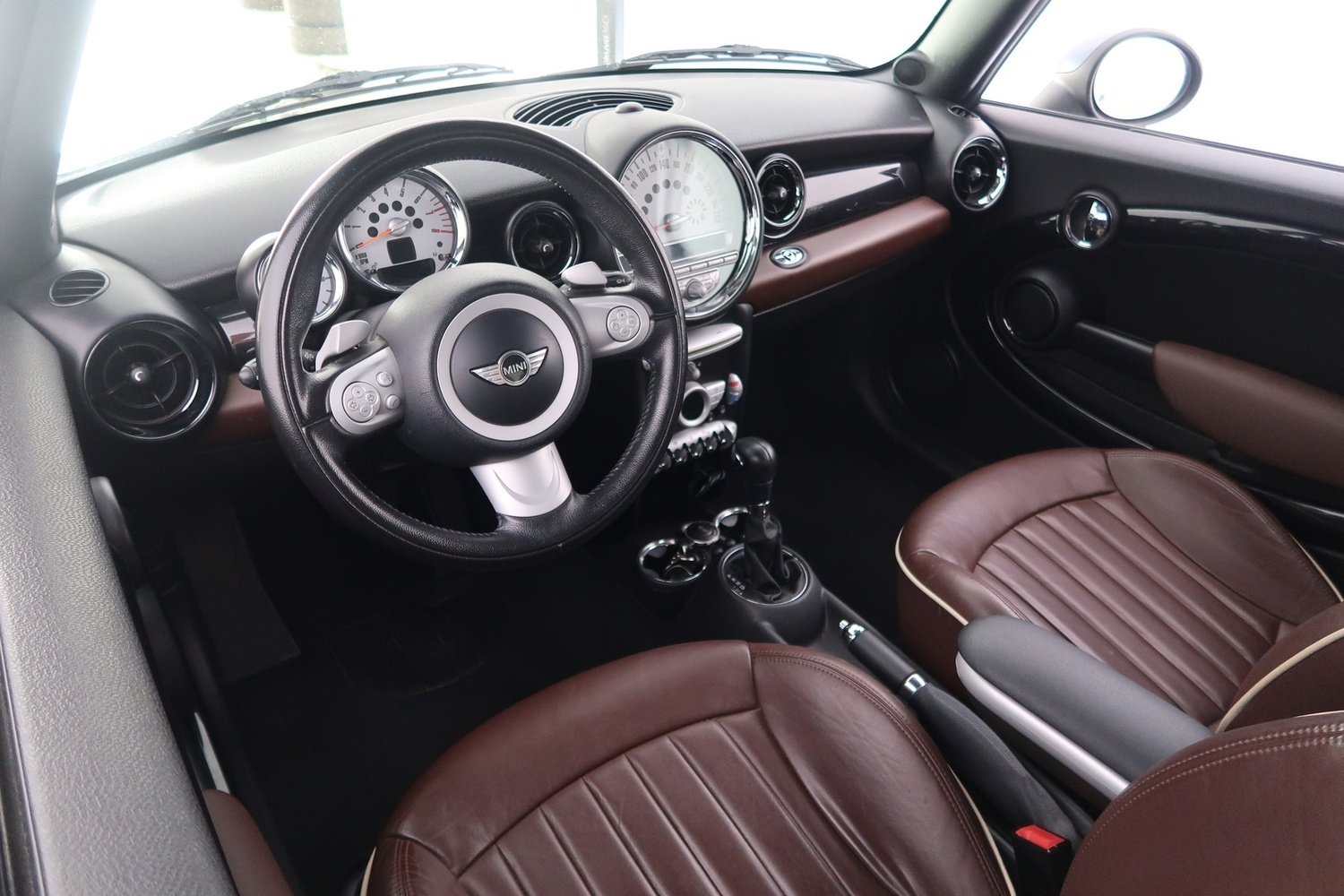 Mini Cooper vaihtoauto