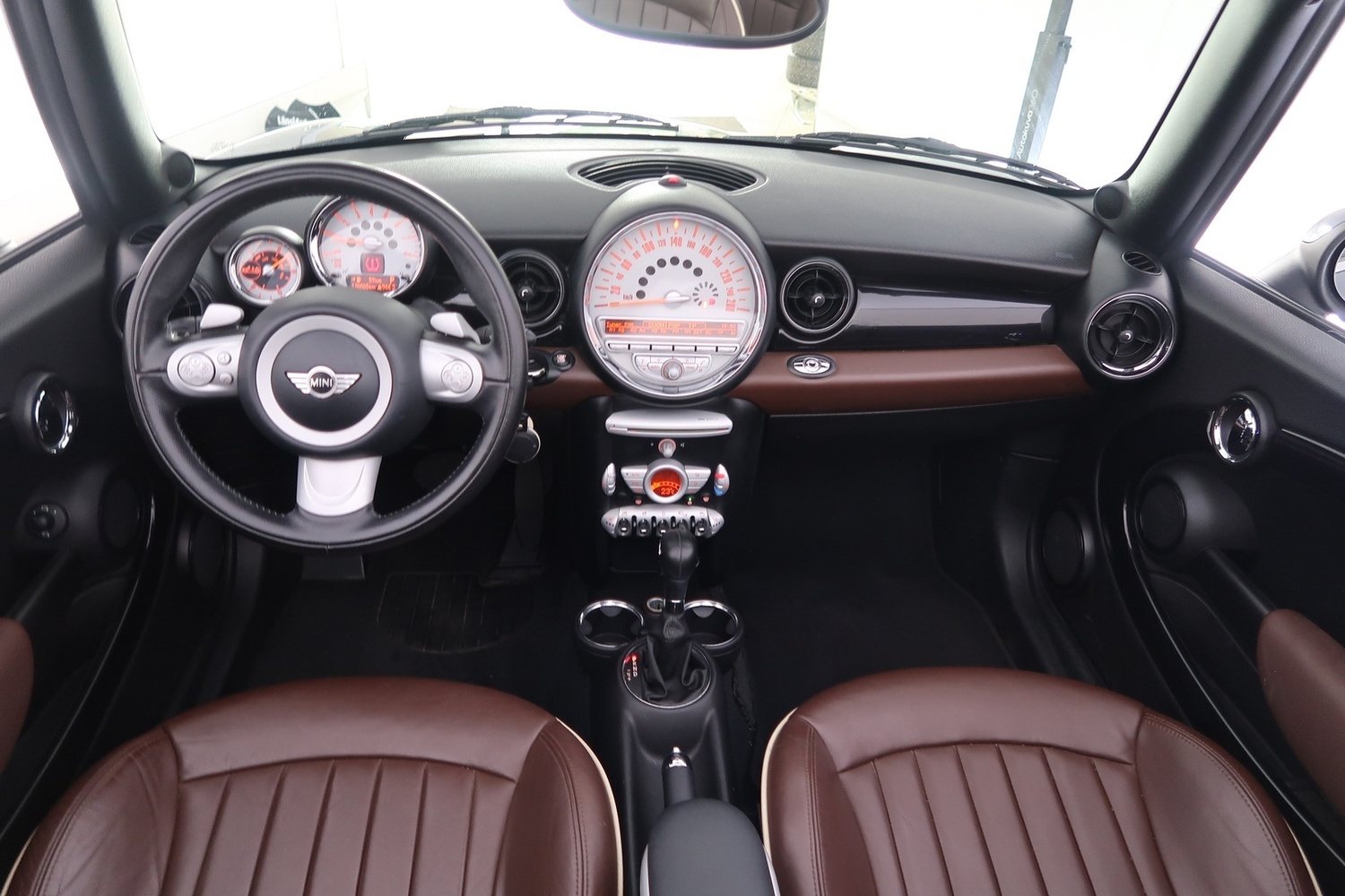 Mini Cooper vaihtoauto