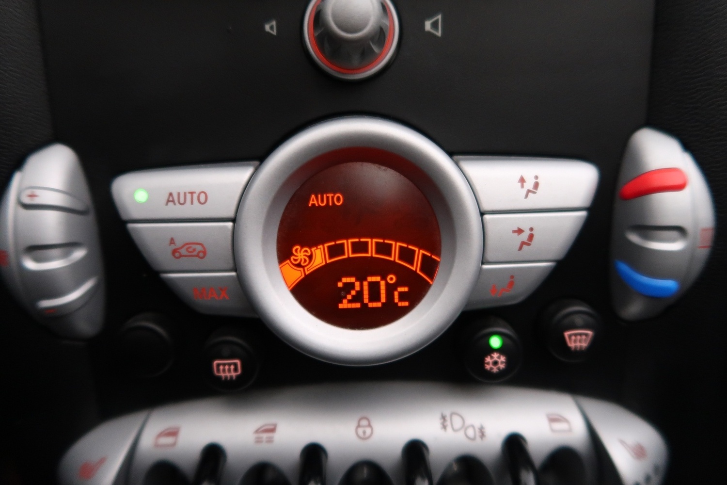 Mini Cooper vaihtoauto