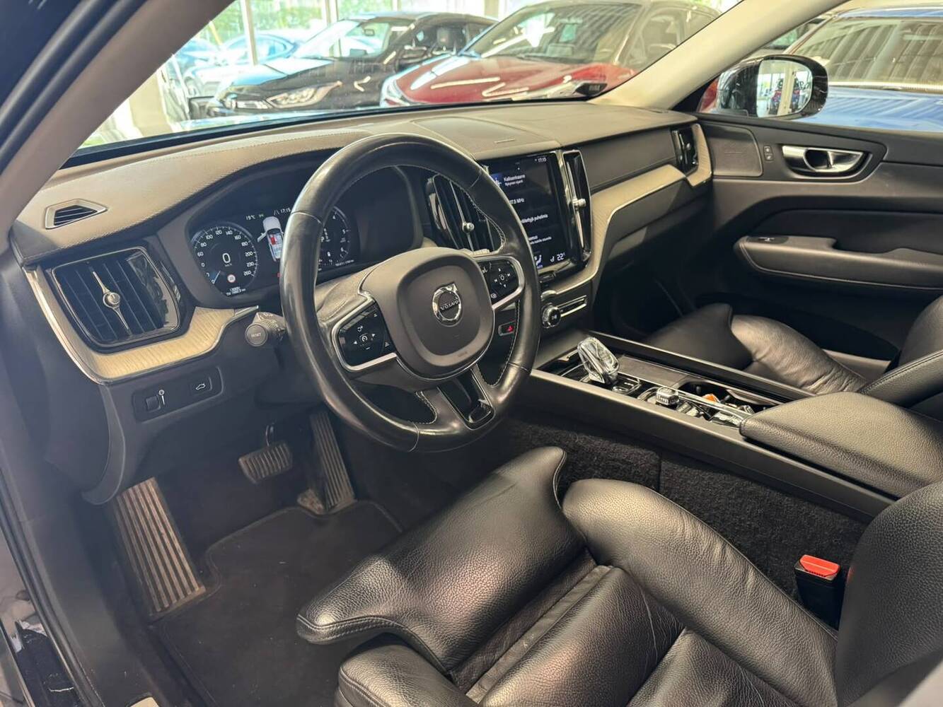 Volvo XC60 vaihtoauto
