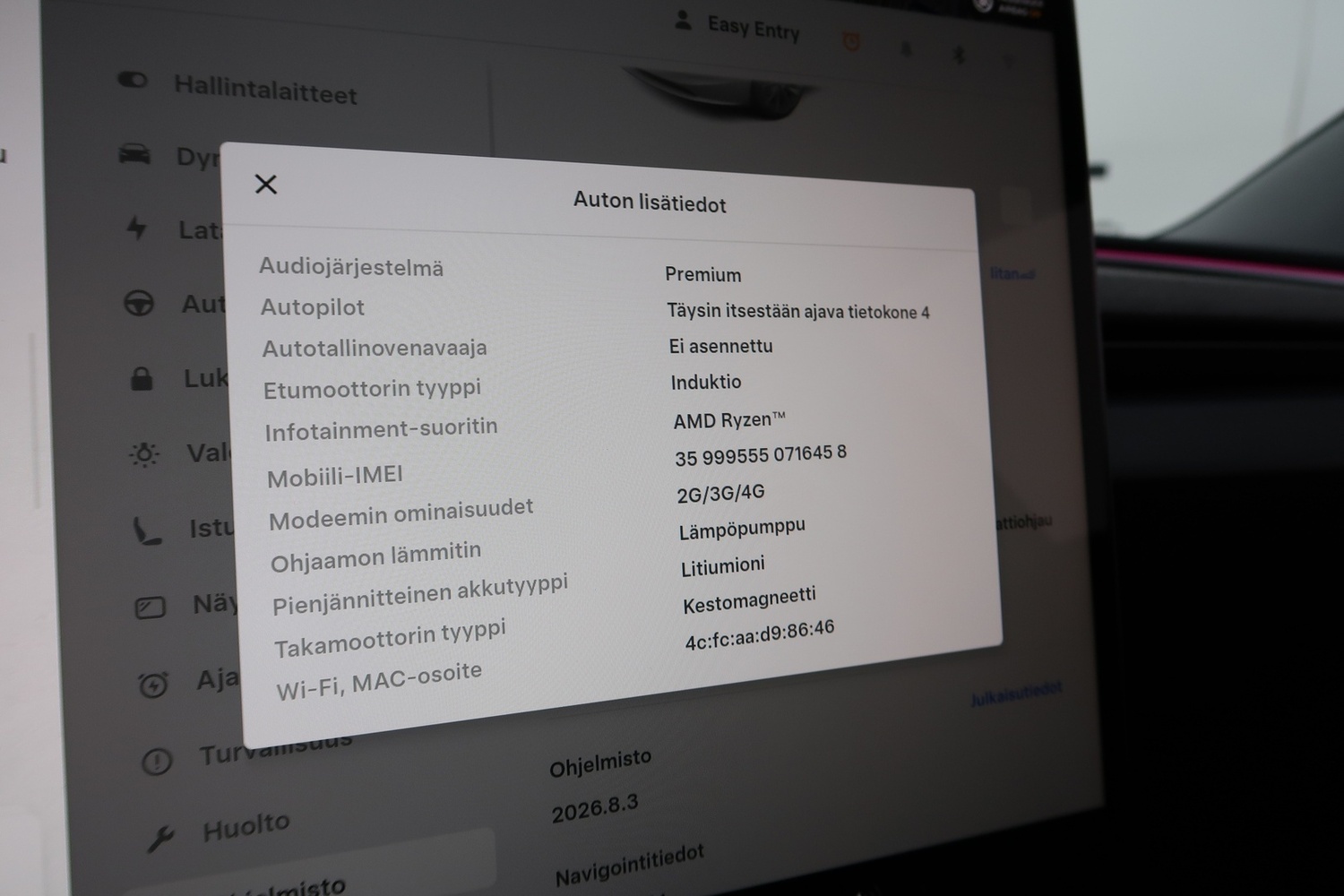 Tesla Model 3 vaihtoauto