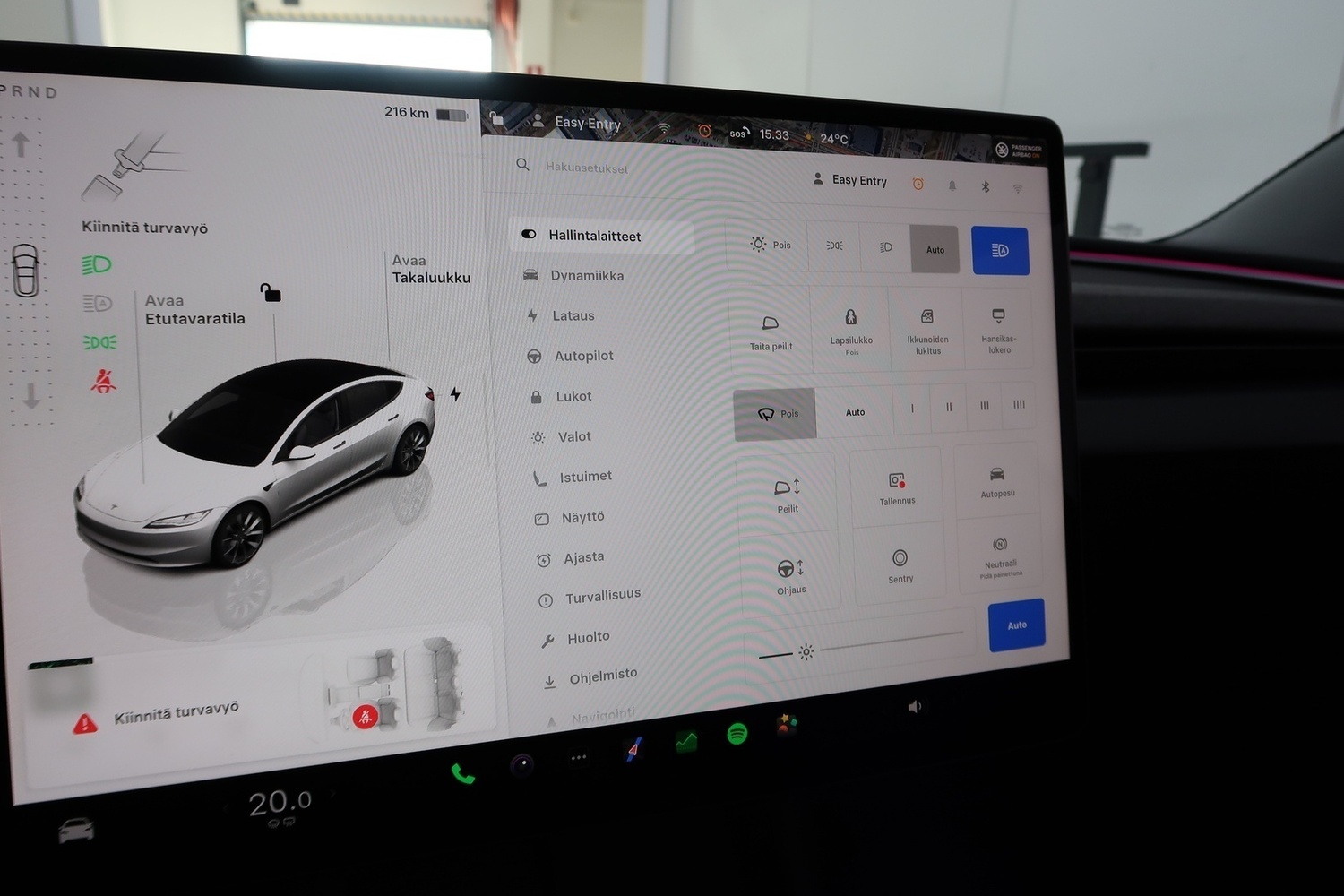 Tesla Model 3 vaihtoauto