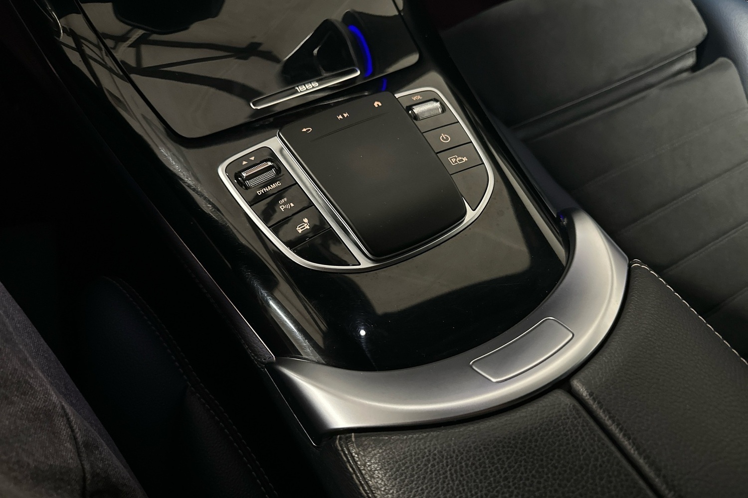 Mercedes-Benz EQC vaihtoauto