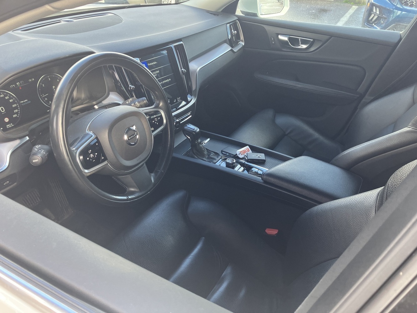 Volvo V60 vaihtoauto