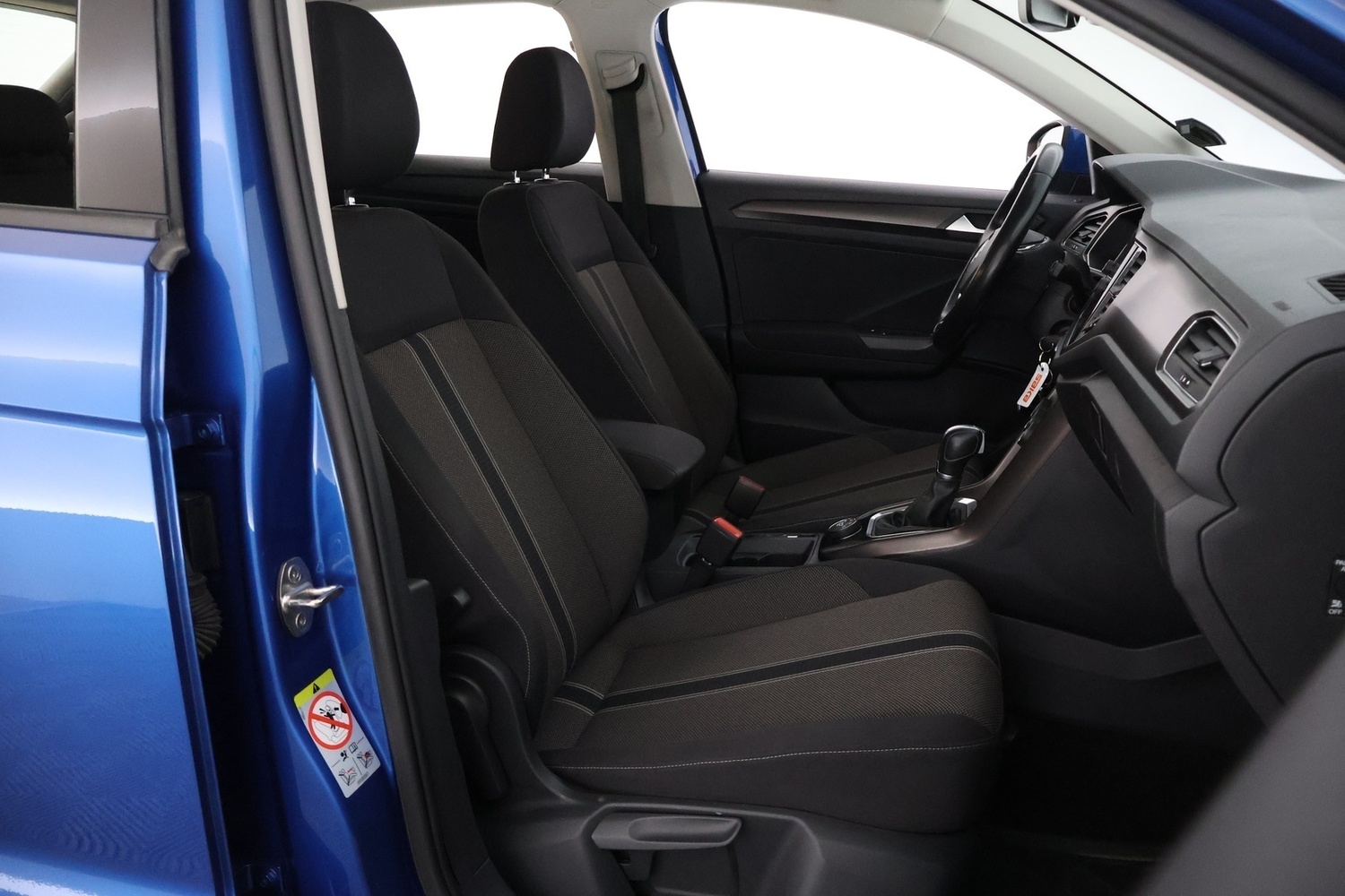 Volkswagen T-Roc vaihtoauto