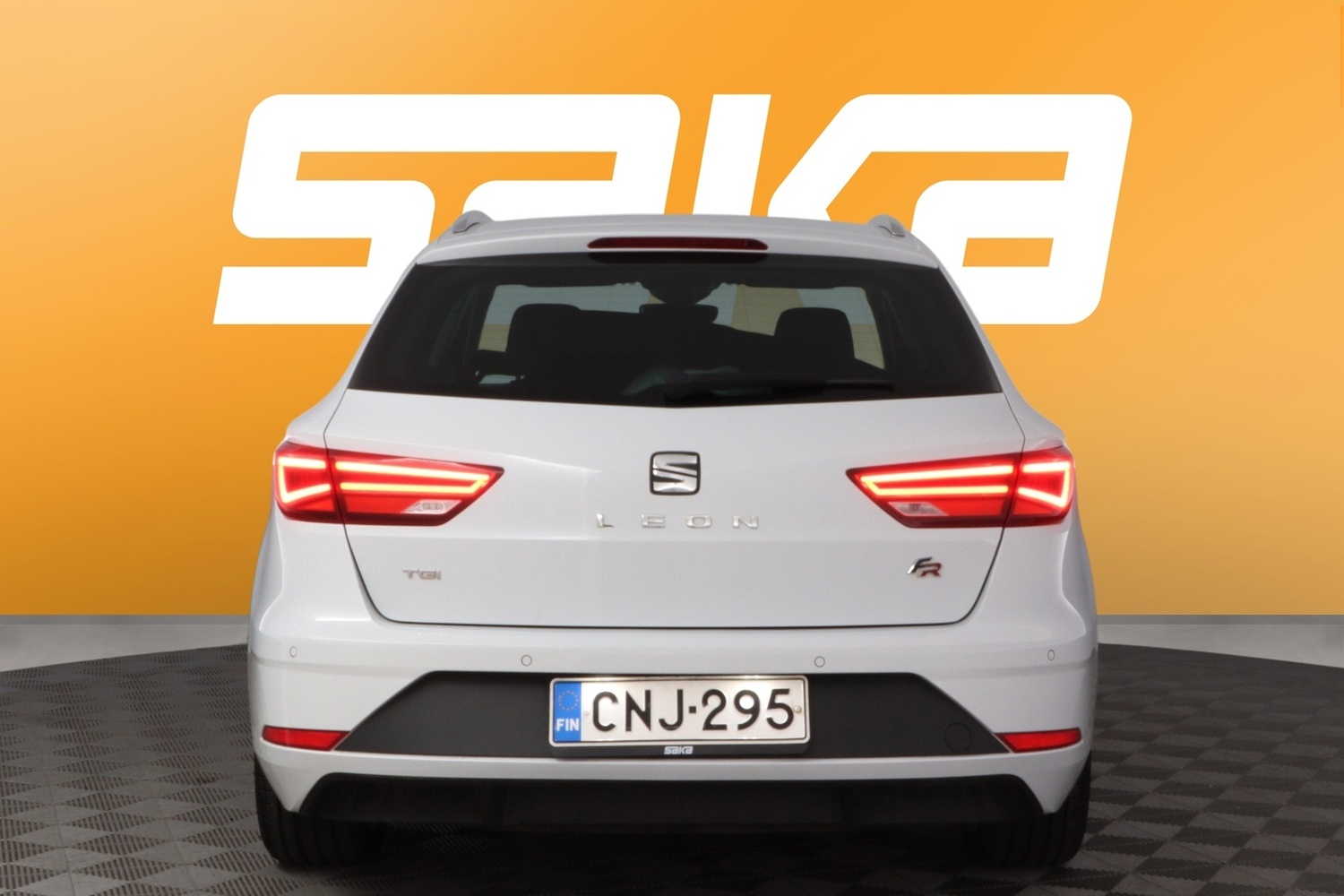 SEAT Leon Sportstourer vaihtoauto