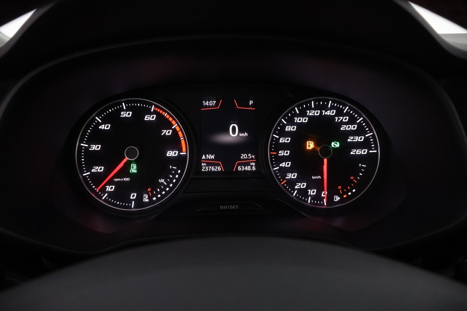 SEAT Leon Sportstourer vaihtoauto