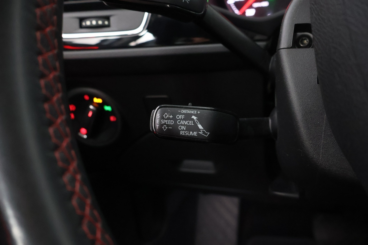 SEAT Leon Sportstourer vaihtoauto