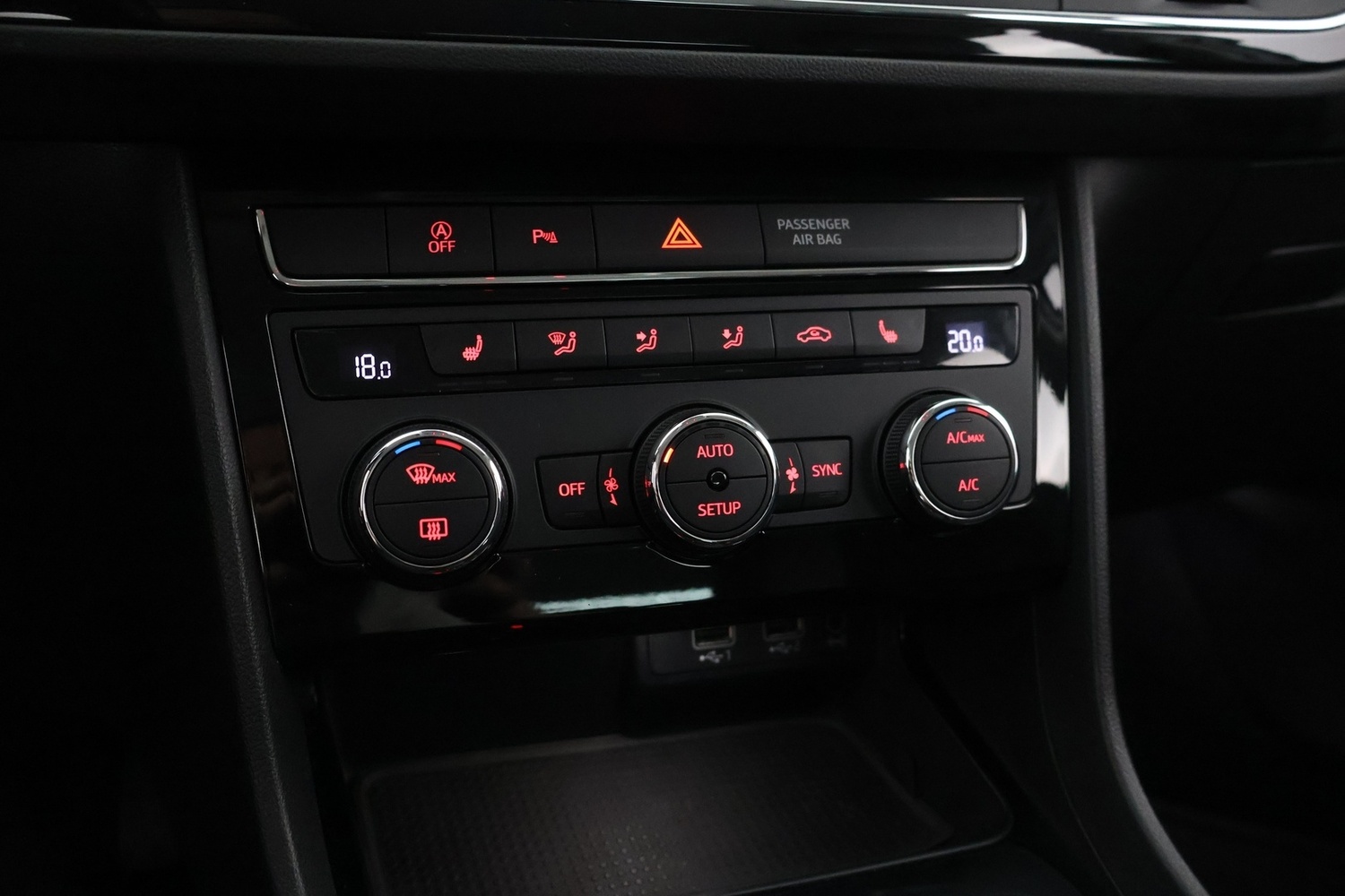 SEAT Leon Sportstourer vaihtoauto