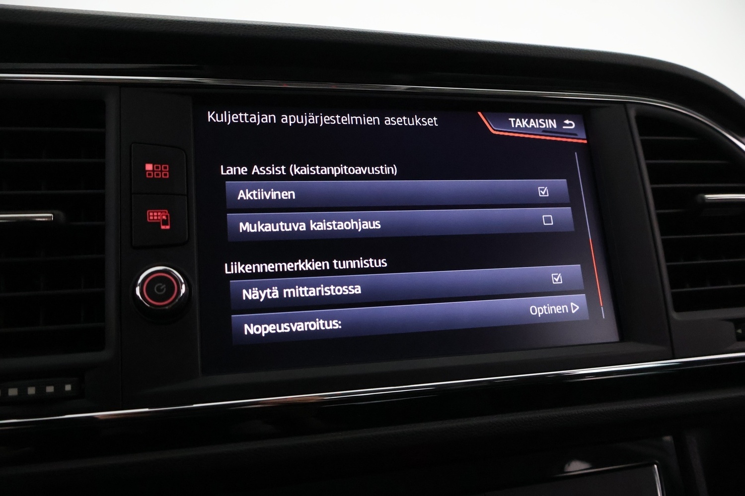 SEAT Leon Sportstourer vaihtoauto