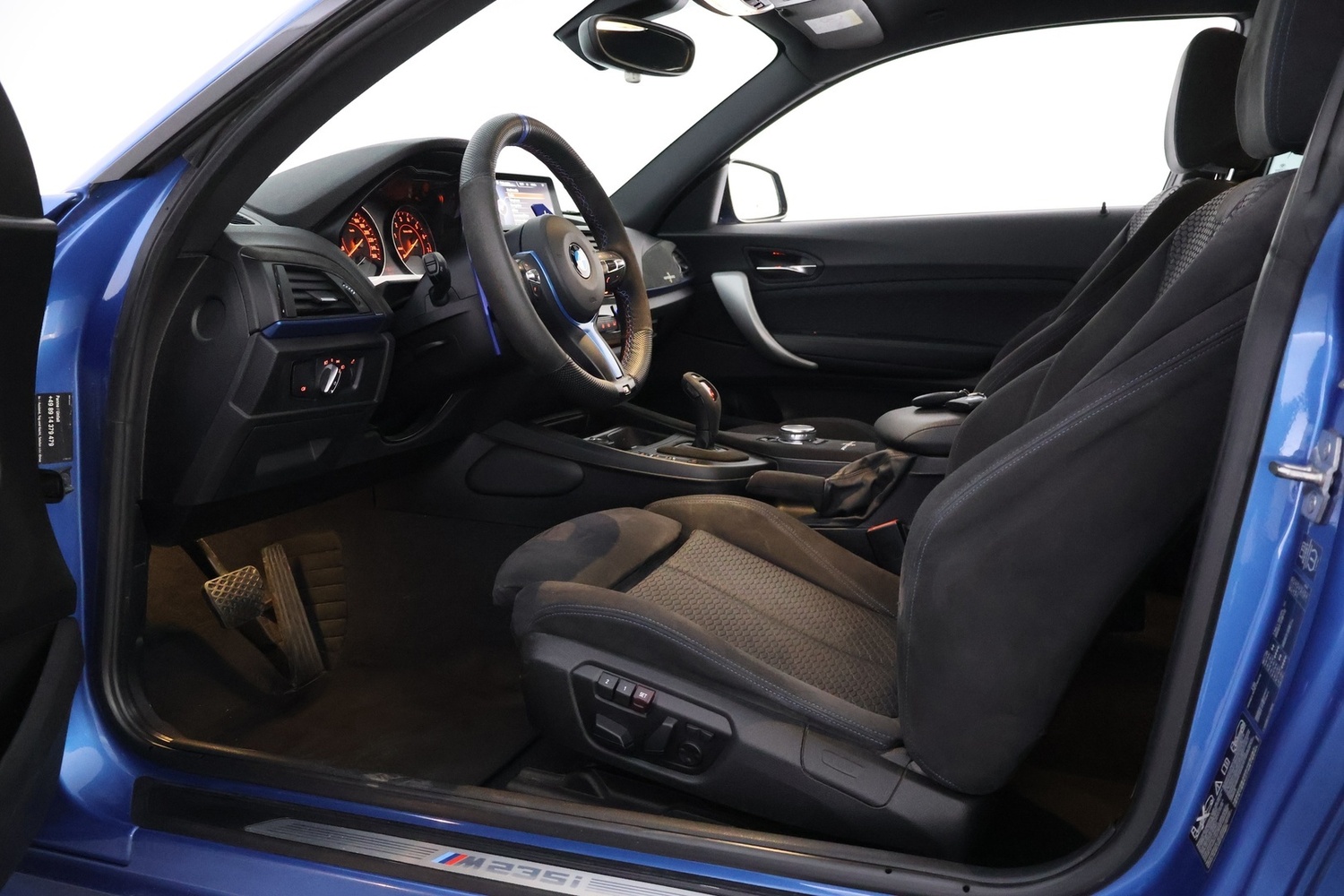 BMW M235i vaihtoauto