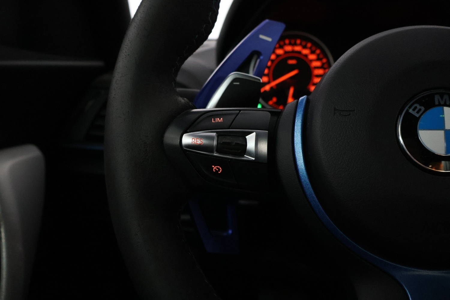 BMW M235i vaihtoauto