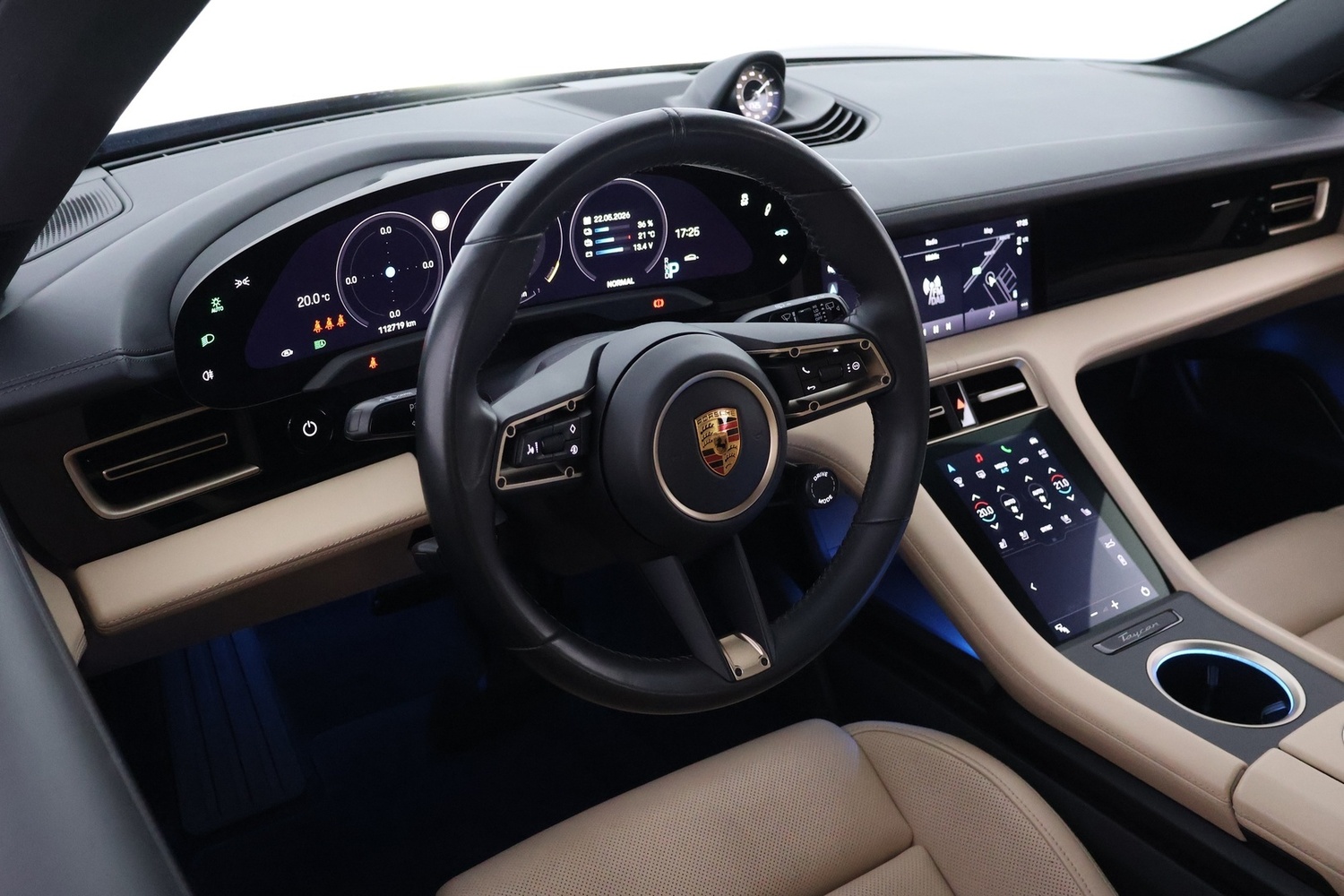 Porsche Taycan vaihtoauto