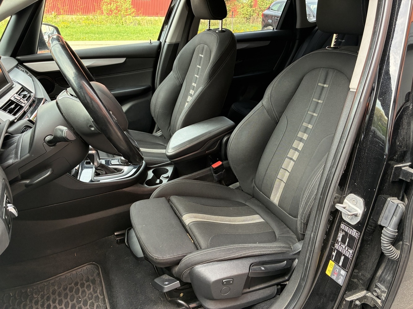 BMW 225 vaihtoauto