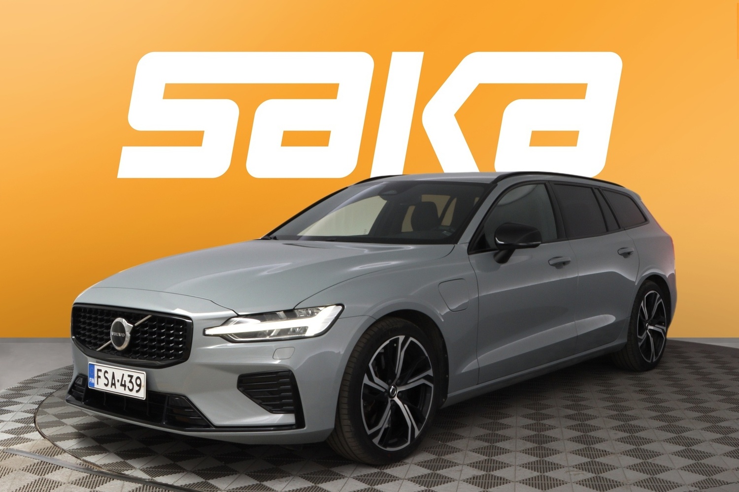 Volvo V60 vaihtoauto