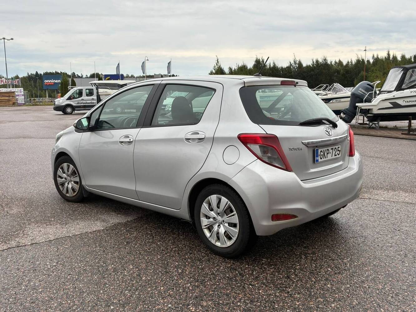 Toyota Yaris vaihtoauto