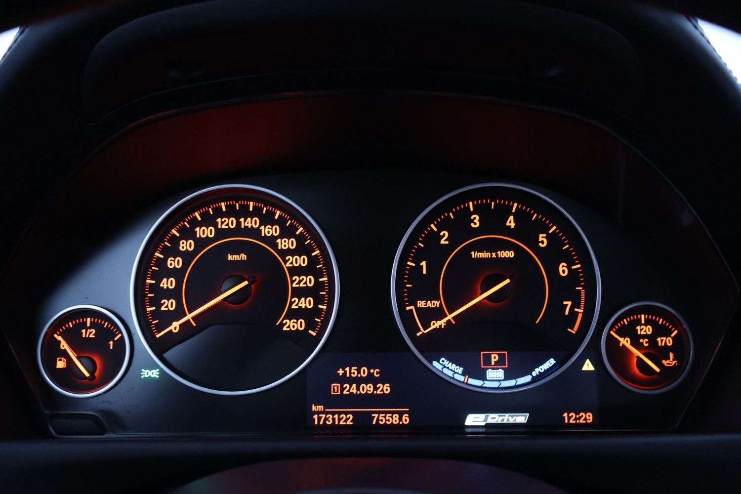 BMW 330 vaihtoauto