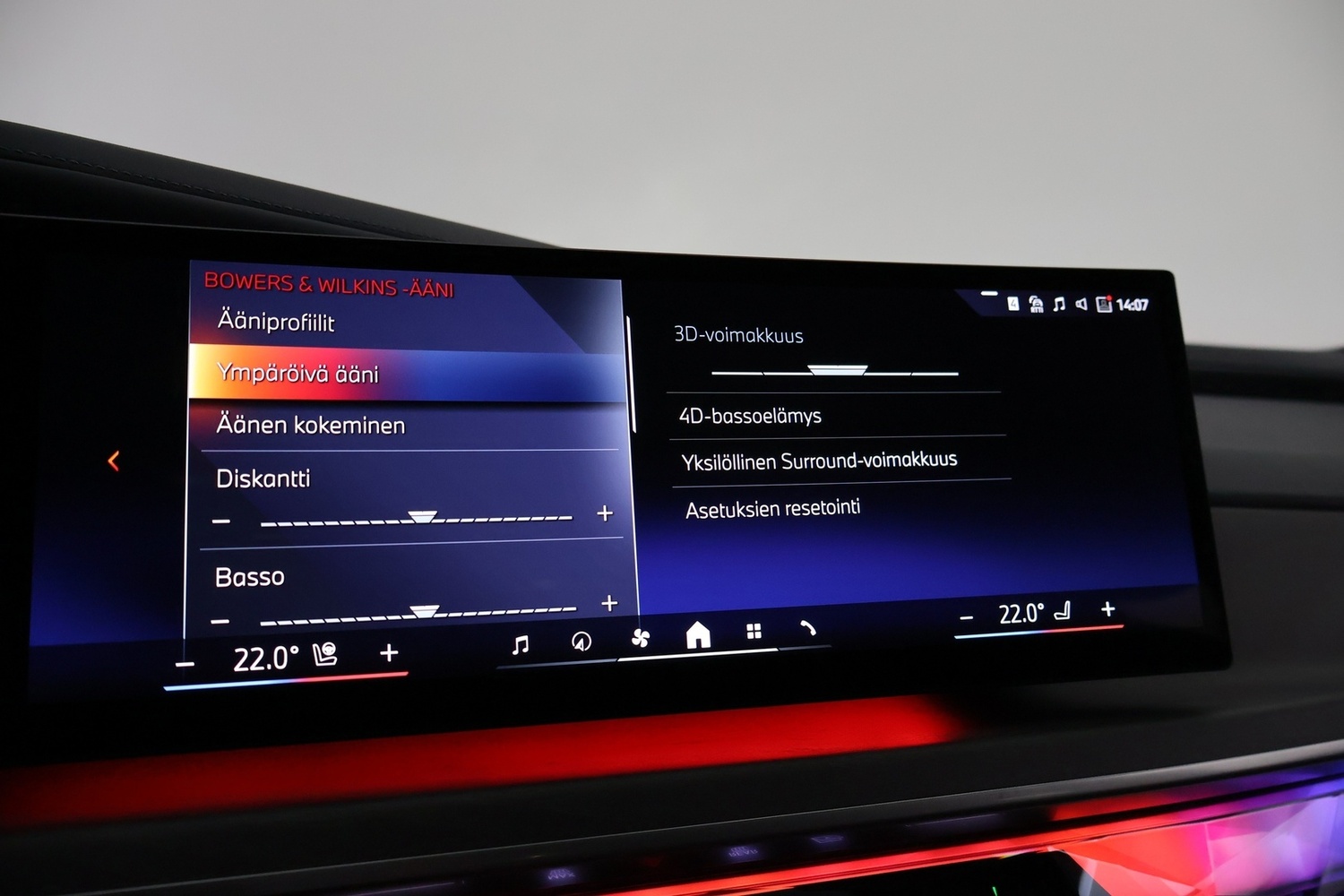 BMW i7 vaihtoauto