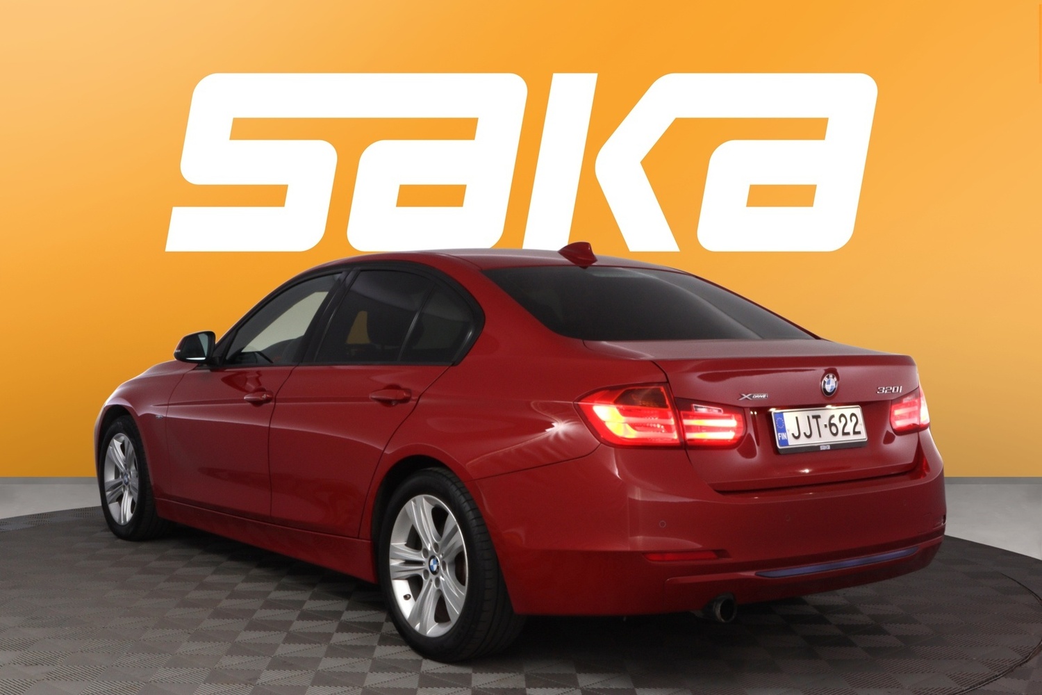 BMW 320 vaihtoauto