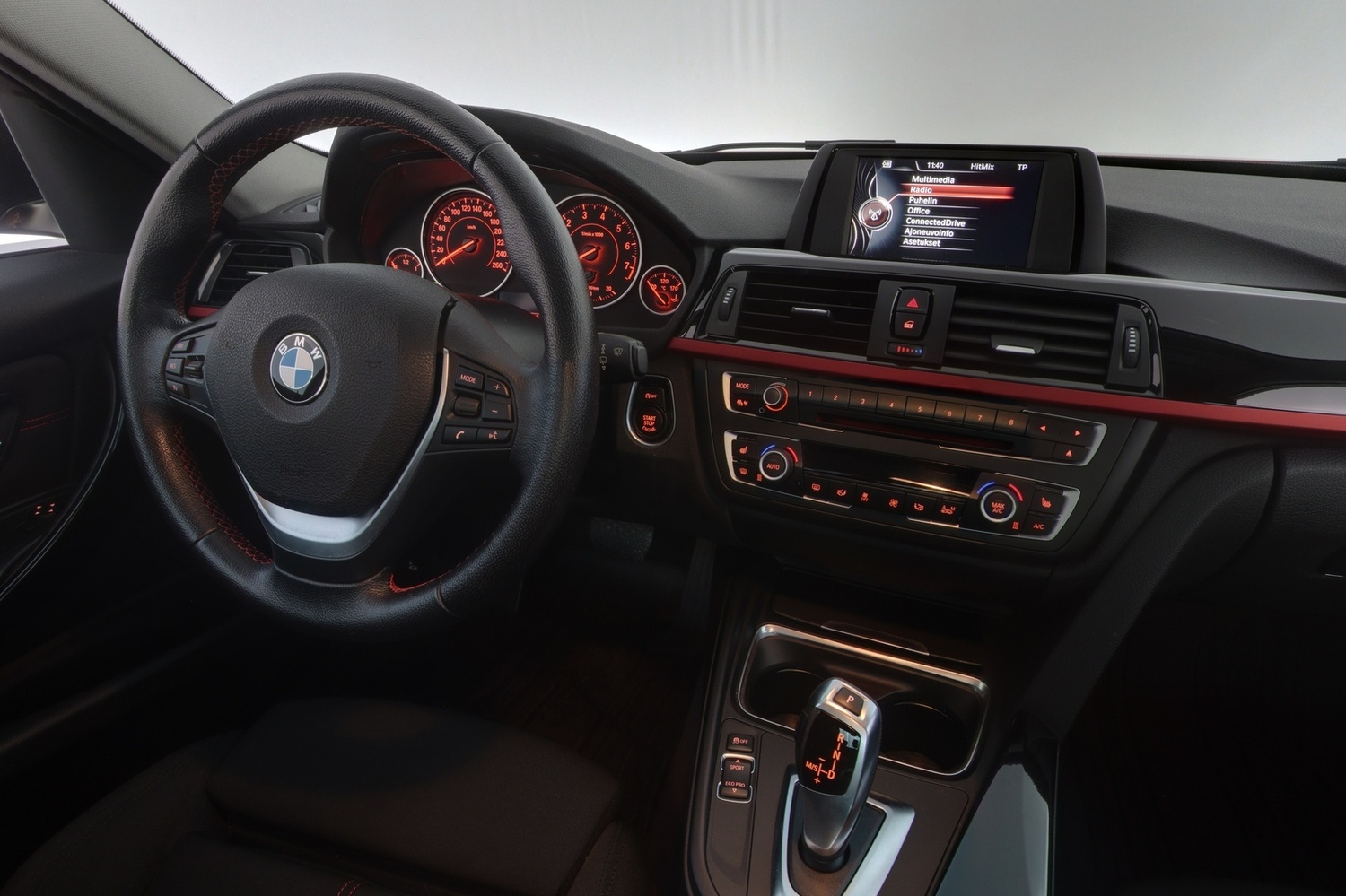 BMW 320 vaihtoauto