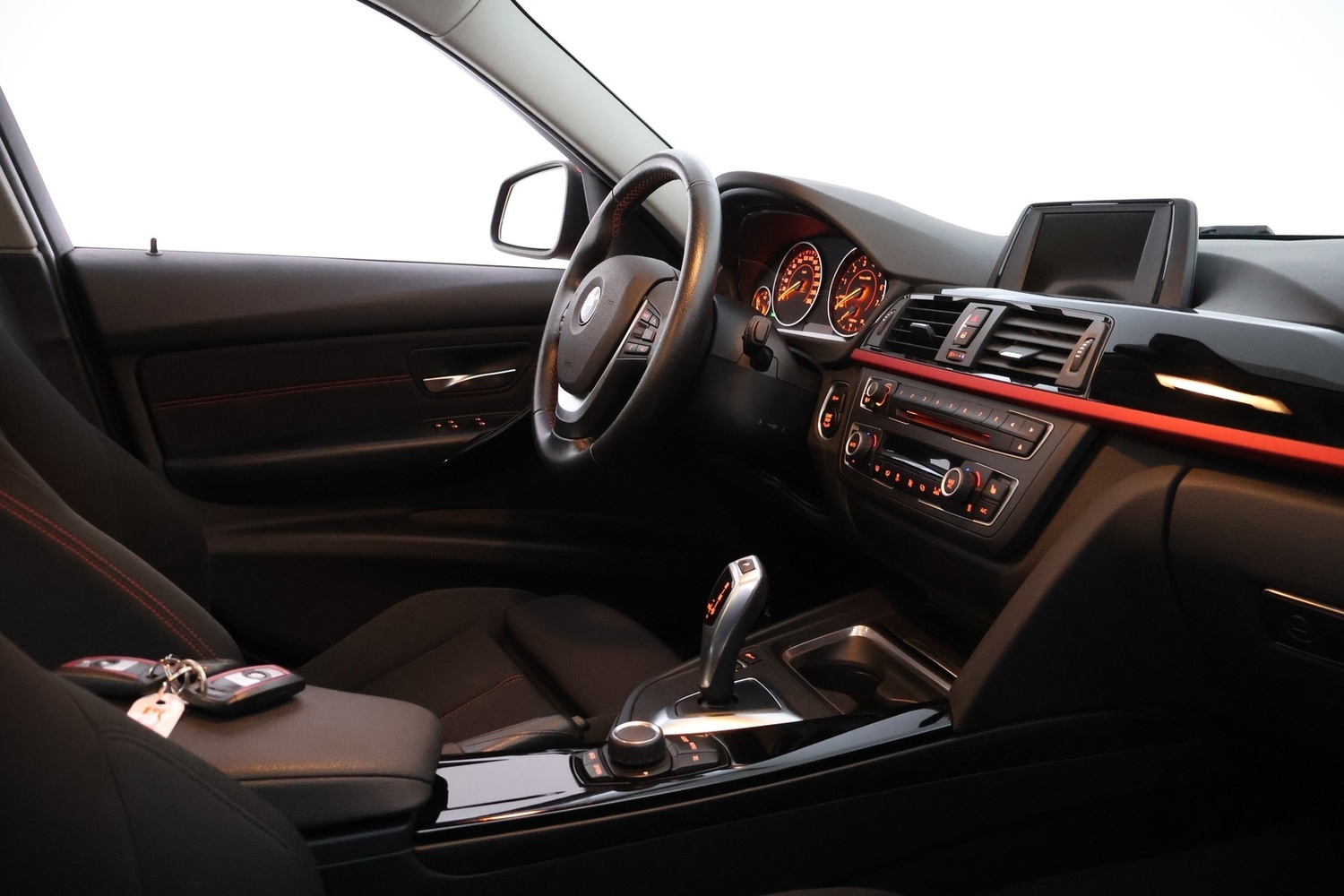 BMW 320 vaihtoauto